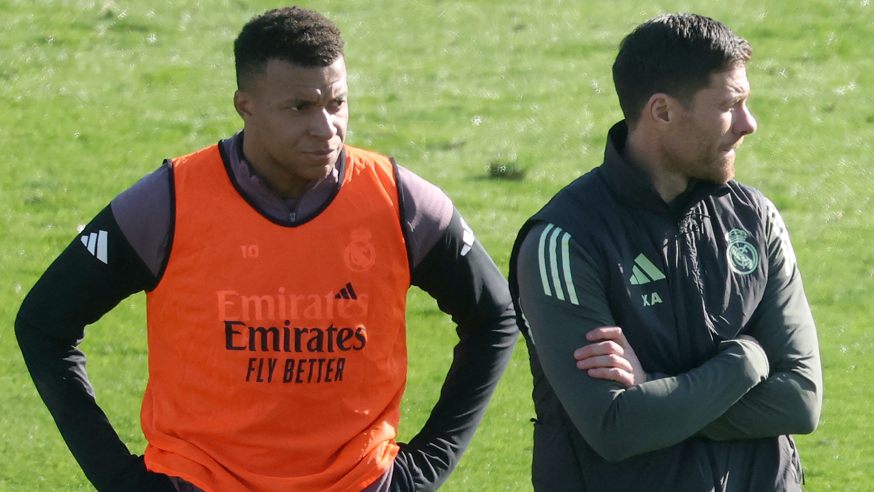 images-v3-getty-2253311420-crop-MM5DGMBQGY5DCNRZGE5G433XMU5DMMR2GYYQ====-GettyImages-2253311420