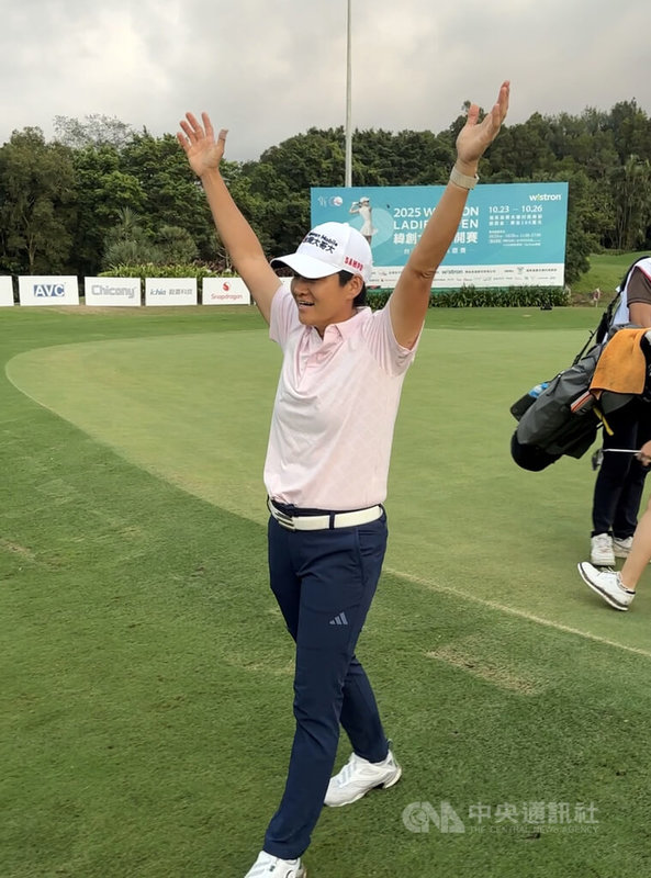 www-WebPhotos-800-20251026-759x1024_wmky_0_C20251026000123