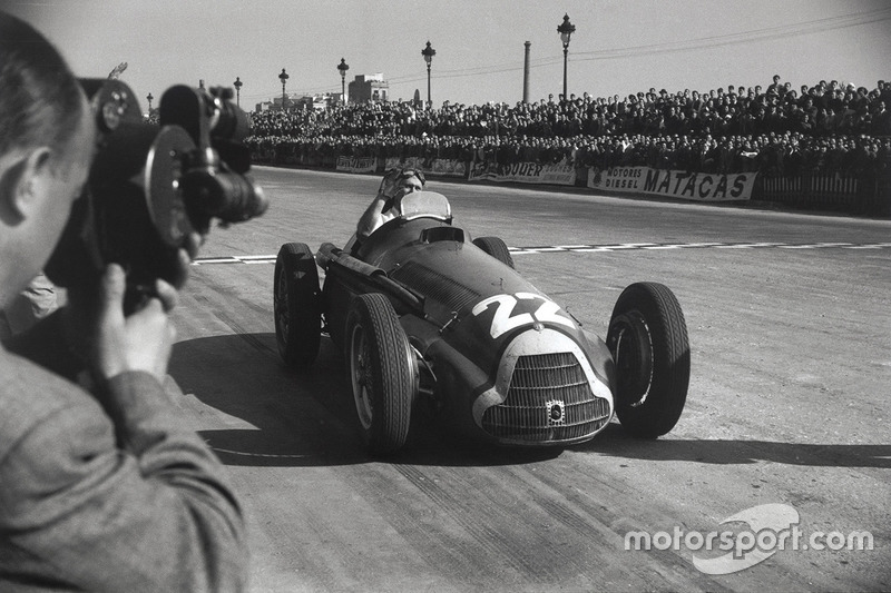 images-mgl-0qeKQvk0-s8-f1-spanish-gp-1951-juan-manuel-fangio-alfa-romeo-159