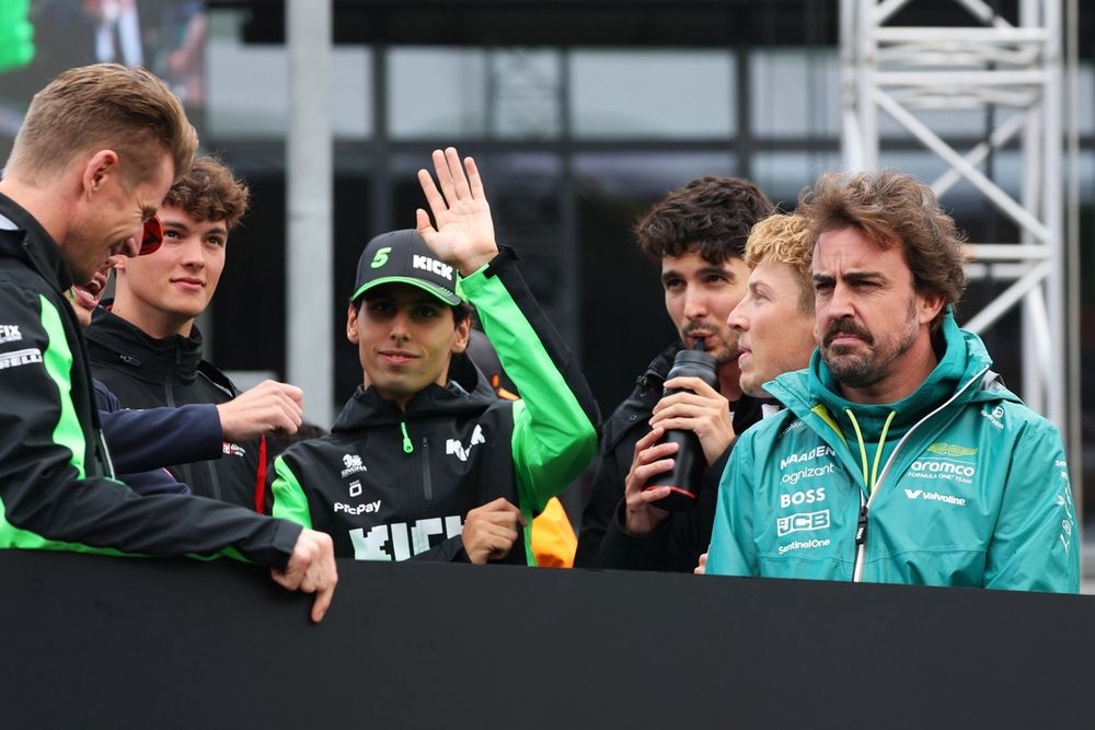 images-mgl-01WVyyxY-s1000-nico-hulkenberg-sauber-liam-la