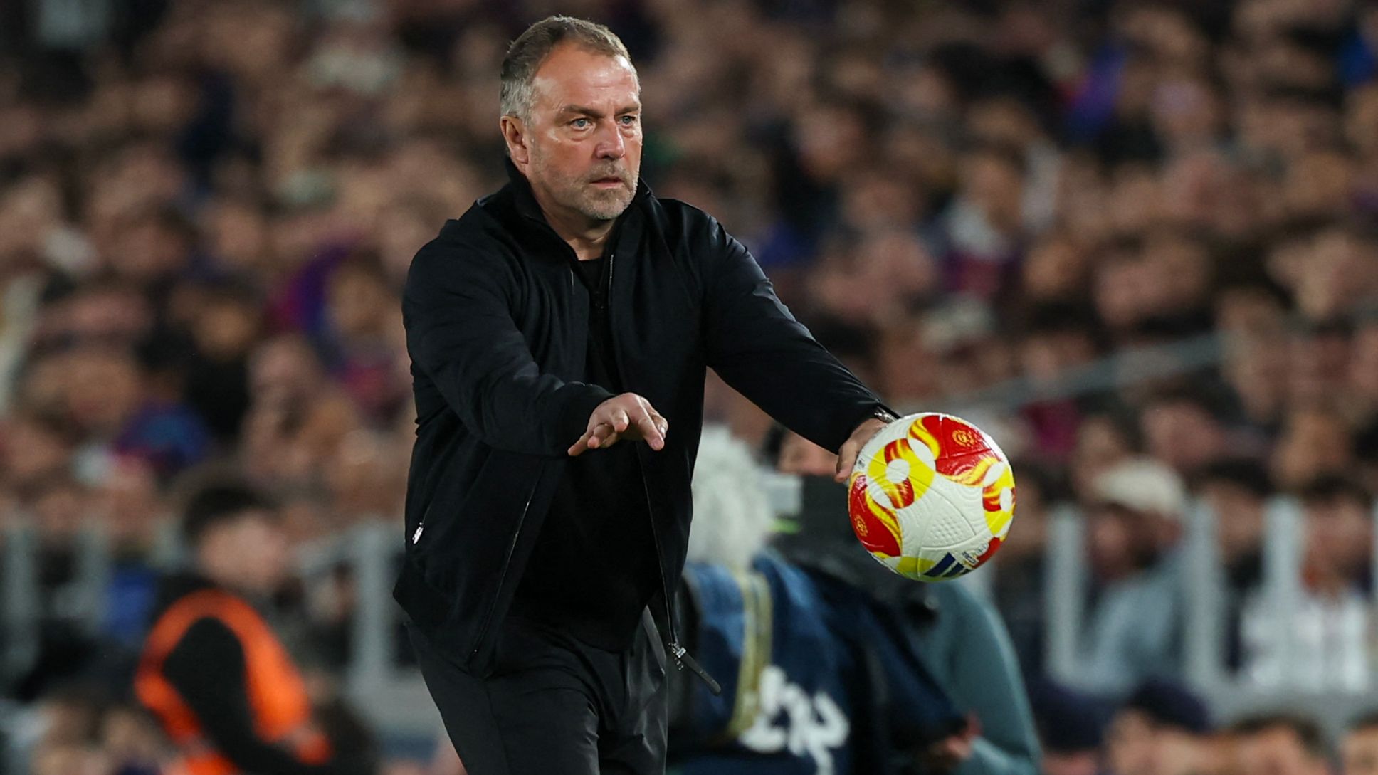 images-v3-getty-2264056712-crop-MM5DCOJTGY5DCMBYHE5G433XMU5DOORRGM======-GettyImages-2264056712