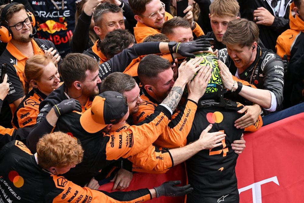 images-mgl-2dE7yDDY-s1000-lando-norris-mclaren