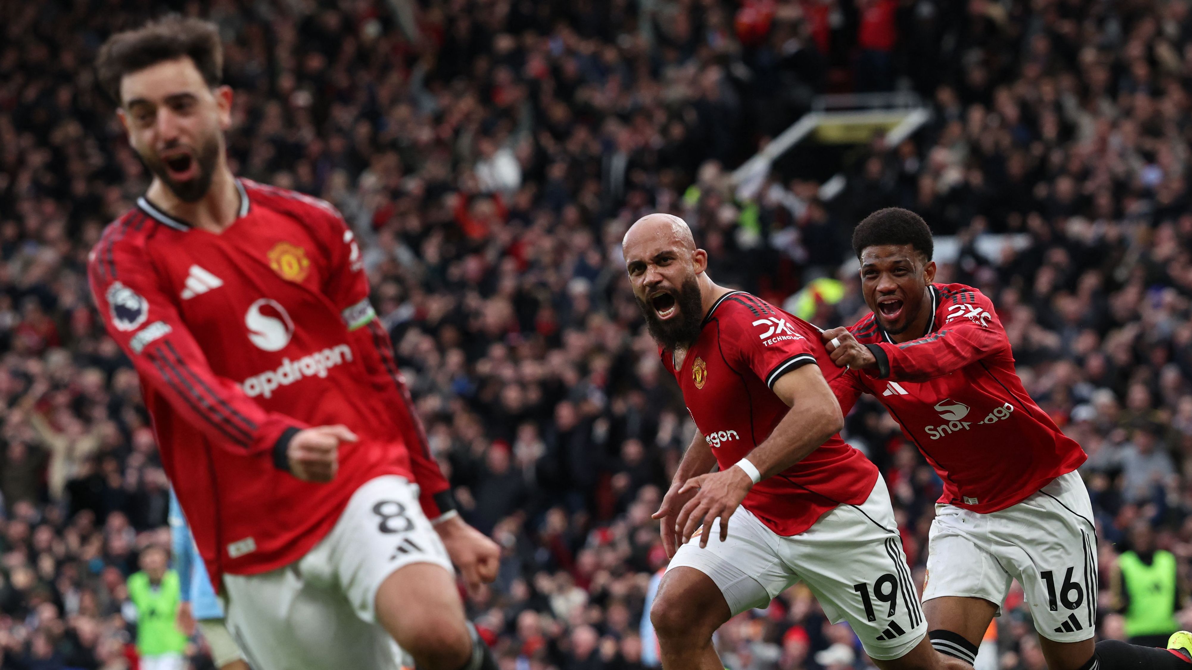 images-v3-getty-2256131087-crop-MM5DIMBQGM5DEMRVGI5G433XMU5DKMBXHIYTG===-GettyImages-2256131087