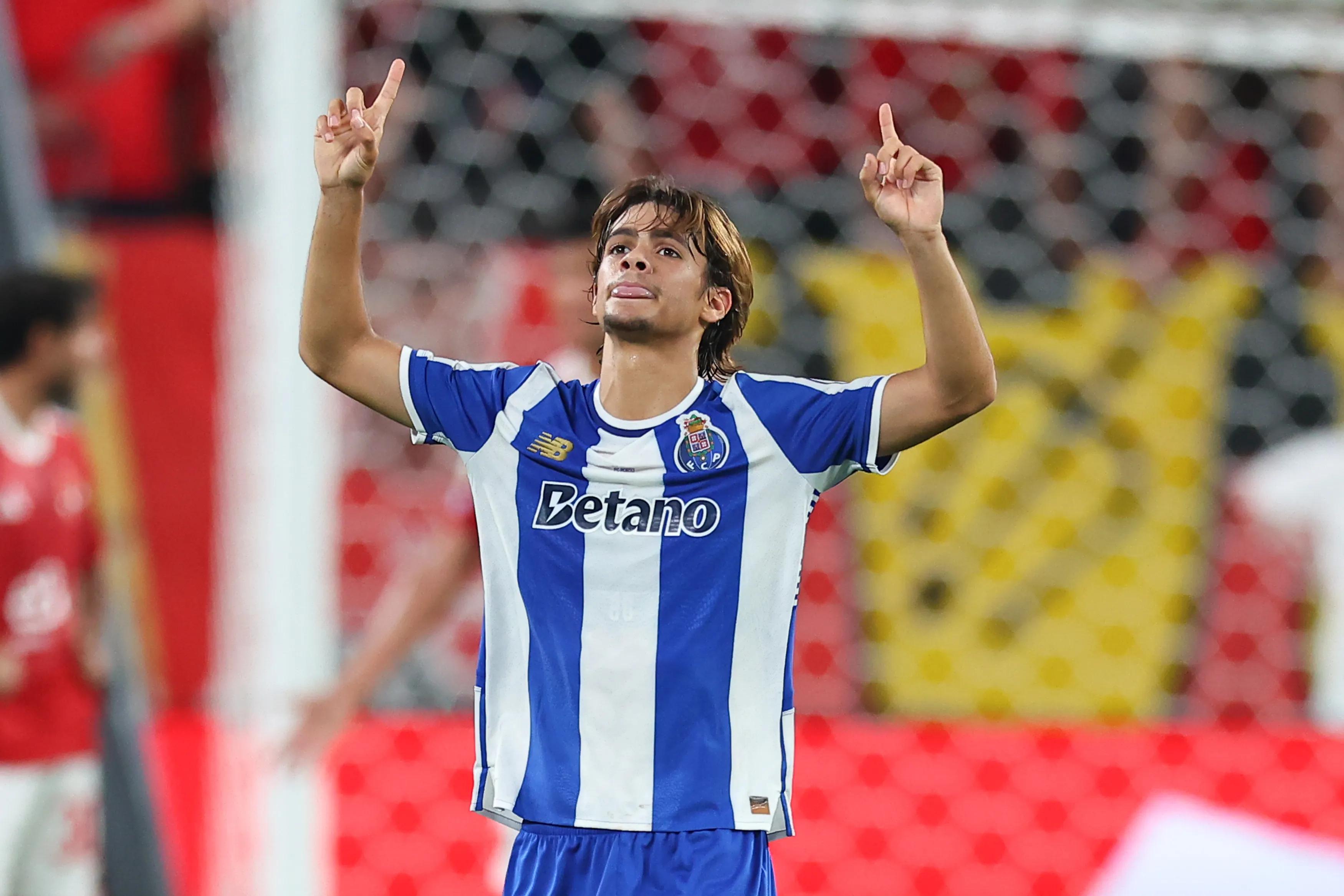 transform-77287096-d8c7-46dd-a95b-295a683b52ad-Rodrigo-Mora-celebrates-scoring-for-Porto-at-the-FIFA-club-world-cup