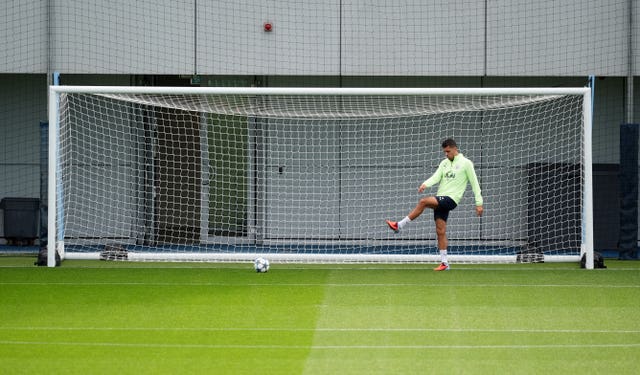 v2-image-production-bab73f058bdc9ba547826e9a4a3e139cY29udGVudHNlYXJjaGFwaSwxNzYxMDcyMTk1-2.81815924