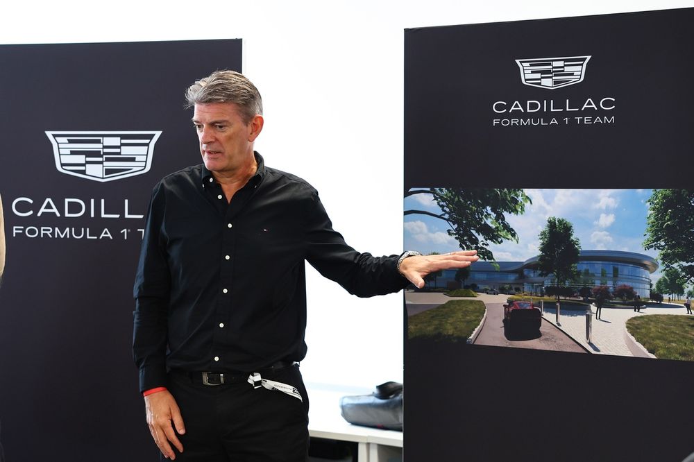 images-mgl-0oOygkj0-s1000-graeme-lowdon-cadillac-f1-team