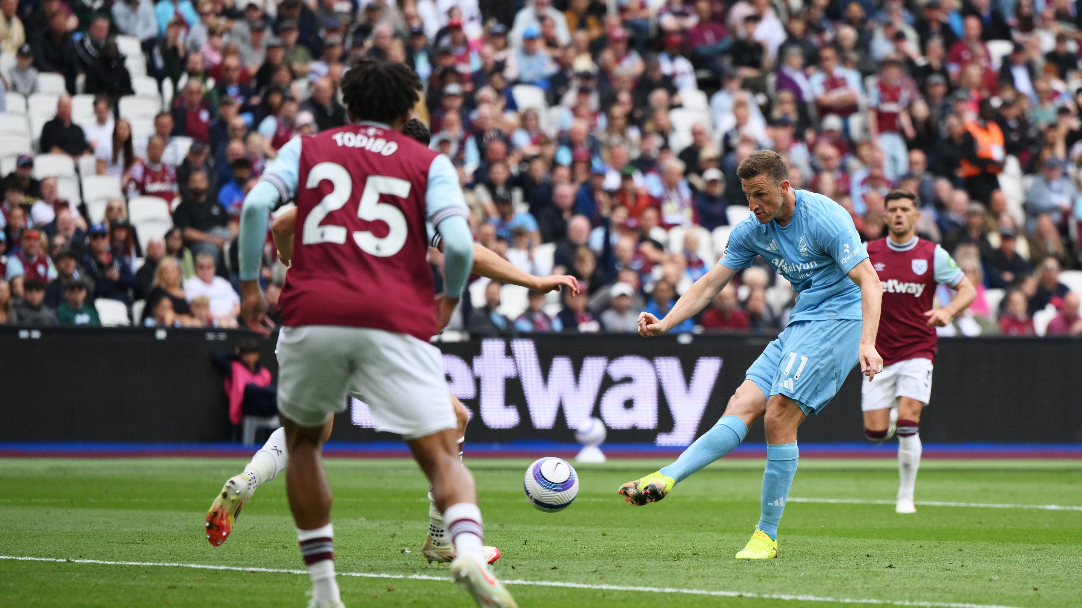 images-v3-getty-2215718903-crop-MM5DGNZUGQ5DEMJQGY5G433XMU5DAORRHE2Q====-GettyImages-2215718903