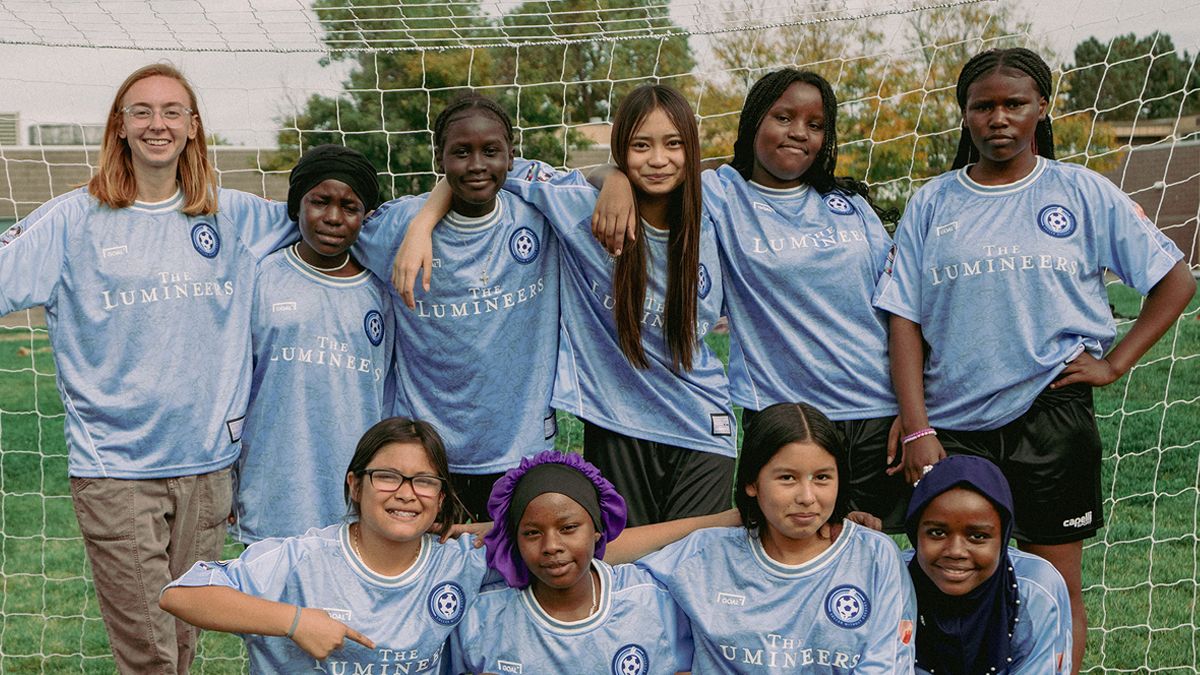 images-v3-bltfa856a32a3ac9f3c-The%20Lumineers_Web_5