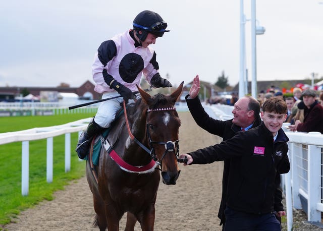 v2-image-production-785acc35d56437cc8550d73588b220b7Y29udGVudHNlYXJjaGFwaSwxNzYxNDA2NDgw-2.82135350