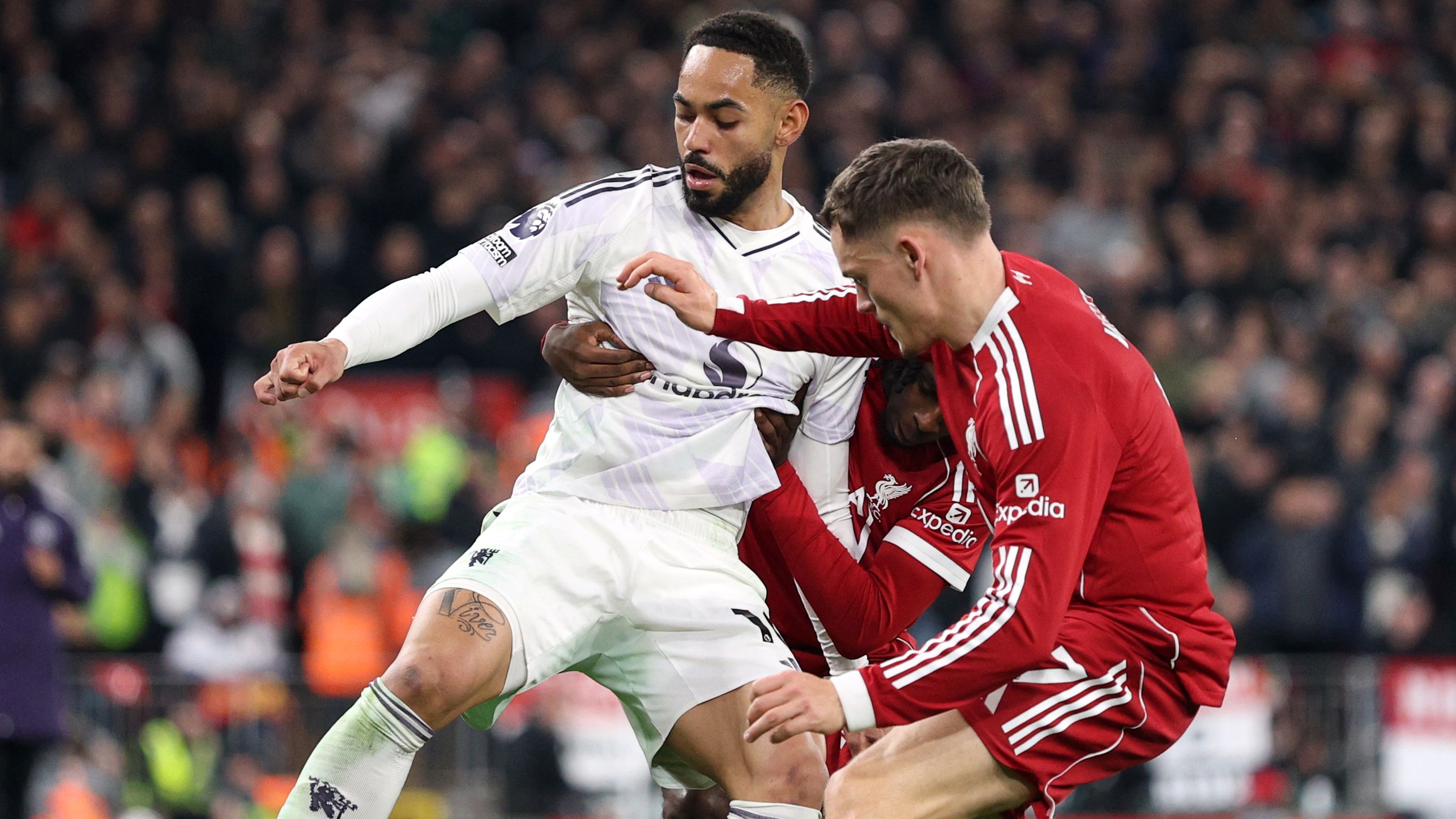 images-v3-getty-2242031366-crop-MM5DENJXGE5DCNBUGY5G433XMU5DGMJVHIYTIMY=-GettyImages-2242031366