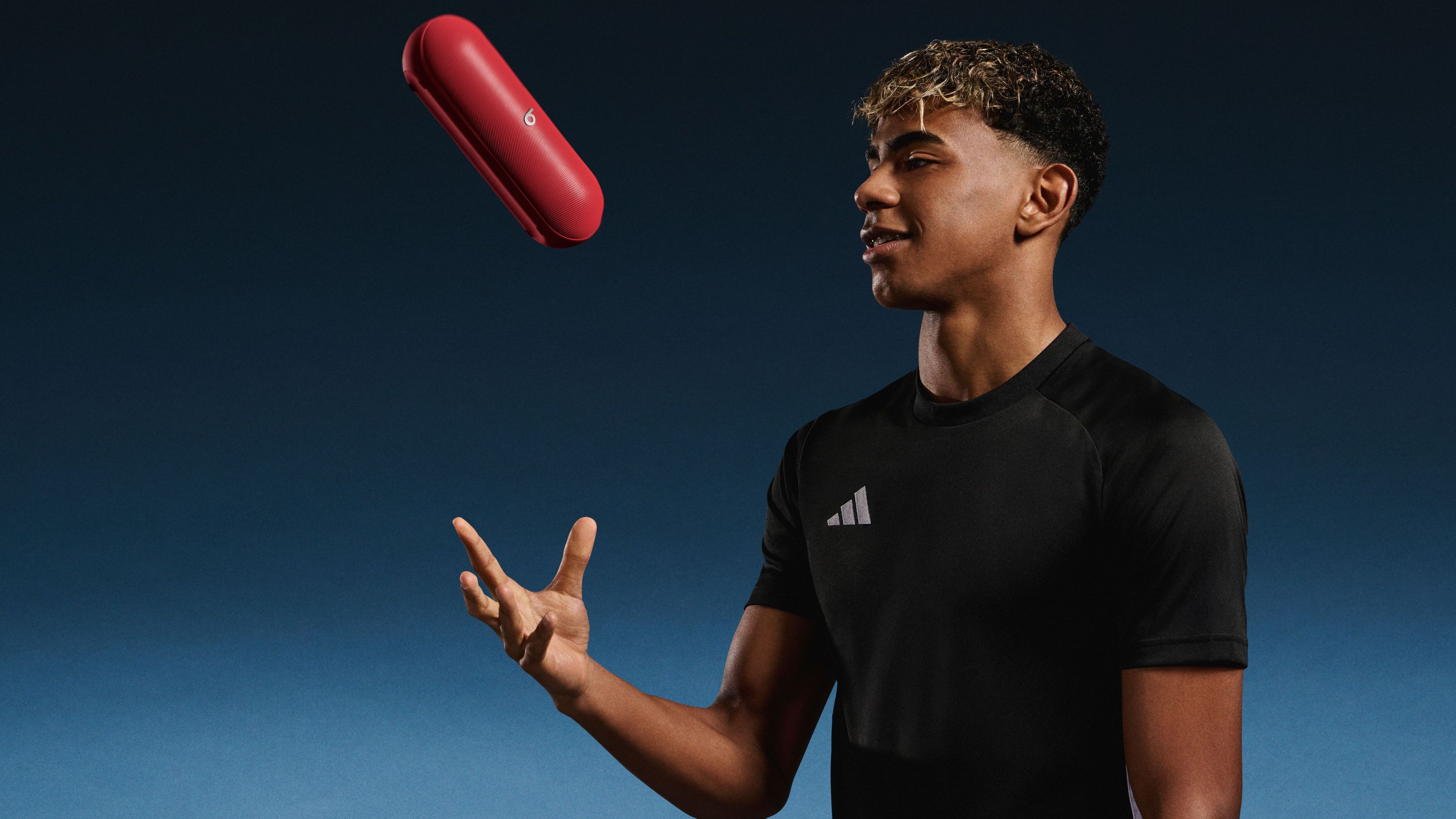 images-v3-blt83b4a98c572855de-crop-MM5DIMZVHA5DENBVGE5G433XMU5DSMBSHIZDQMA=-BEATS_X_LAMINE_SOCIAL_EXPORTS_16x9_HIRES_RGB_4%20(1)