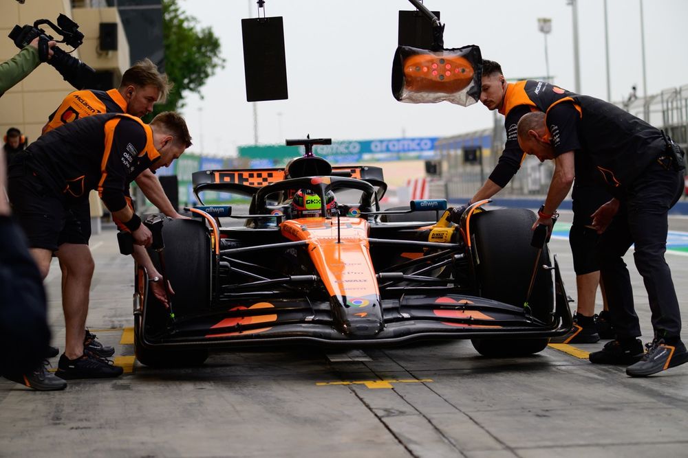 images-mgl-0RrXjnM0-s1000-oscar-piastri-mclaren-mcl39