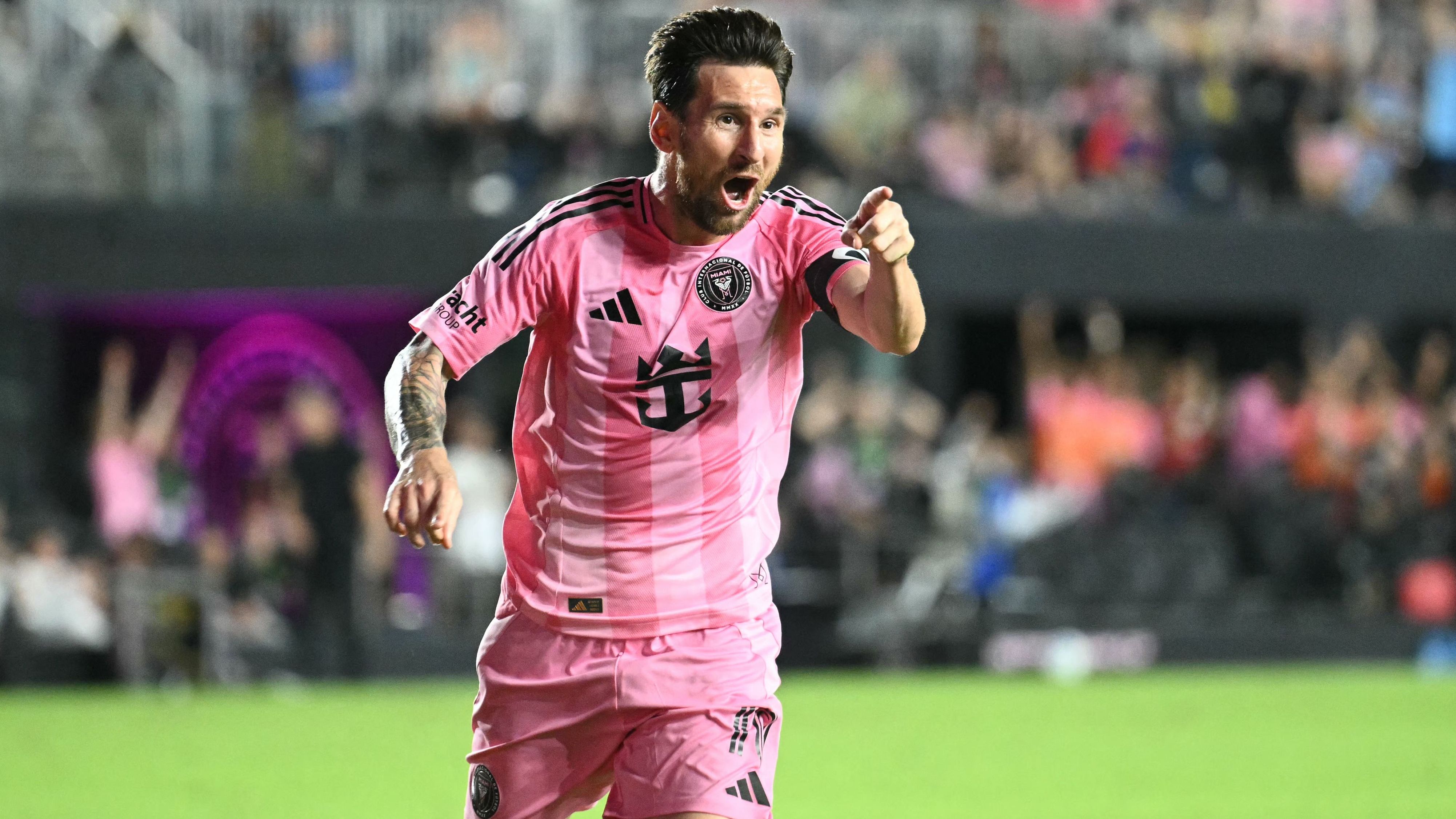 images-v3-getty-2245205026-crop-MM5DIMBQGQ5DEMRVGI5G433XMU5DINRVHI3DQ===-GettyImages-2245205026