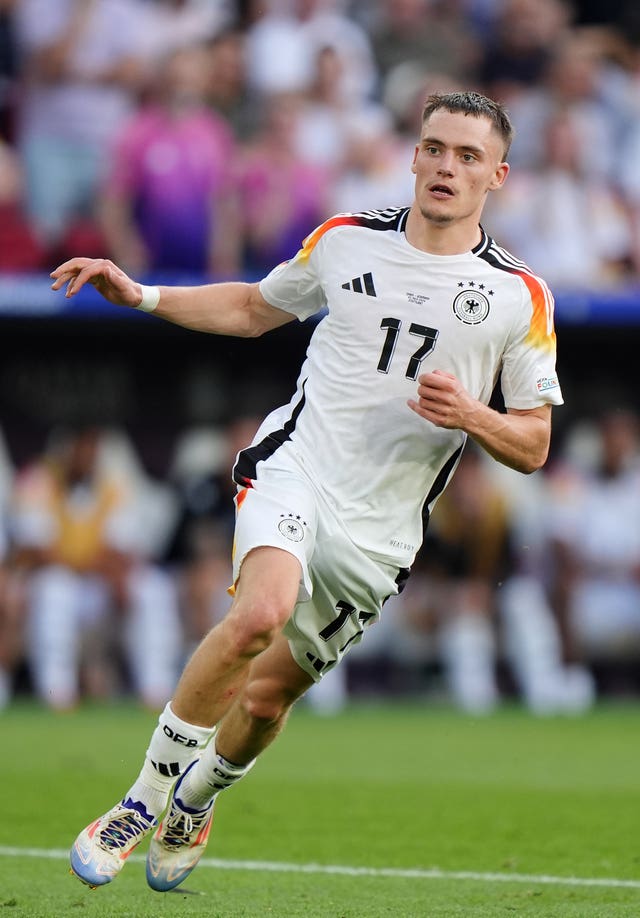 v2-image-production-3aa09258aca82b45f0e3c91553419a88Y29udGVudHNlYXJjaGFwaSwxNzQ5OTM1OTA4-2.80629869