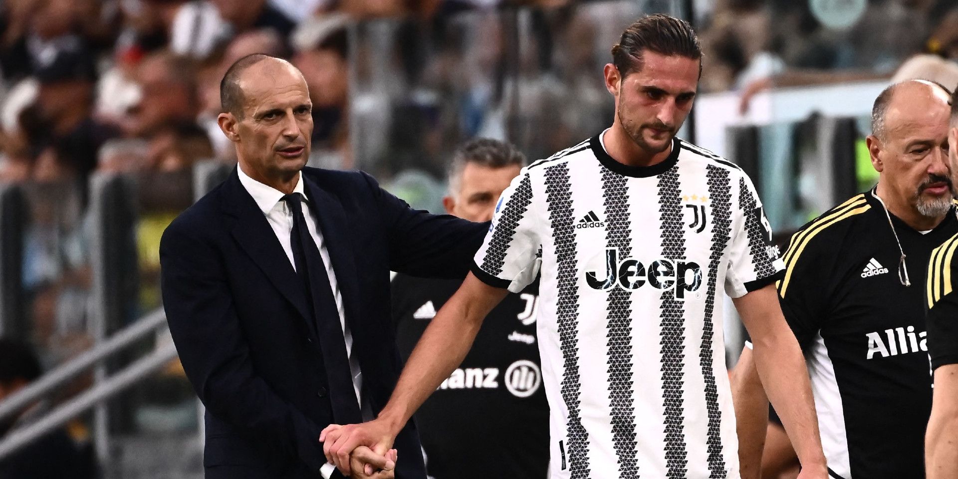 images-v3-blt31a15071bc0d41ce-crop-MM5DCOJSGA5DSNRQHJXG653FHI3DAORQ-Allegri_Rabiot_Juventus_Roma_Serie_A