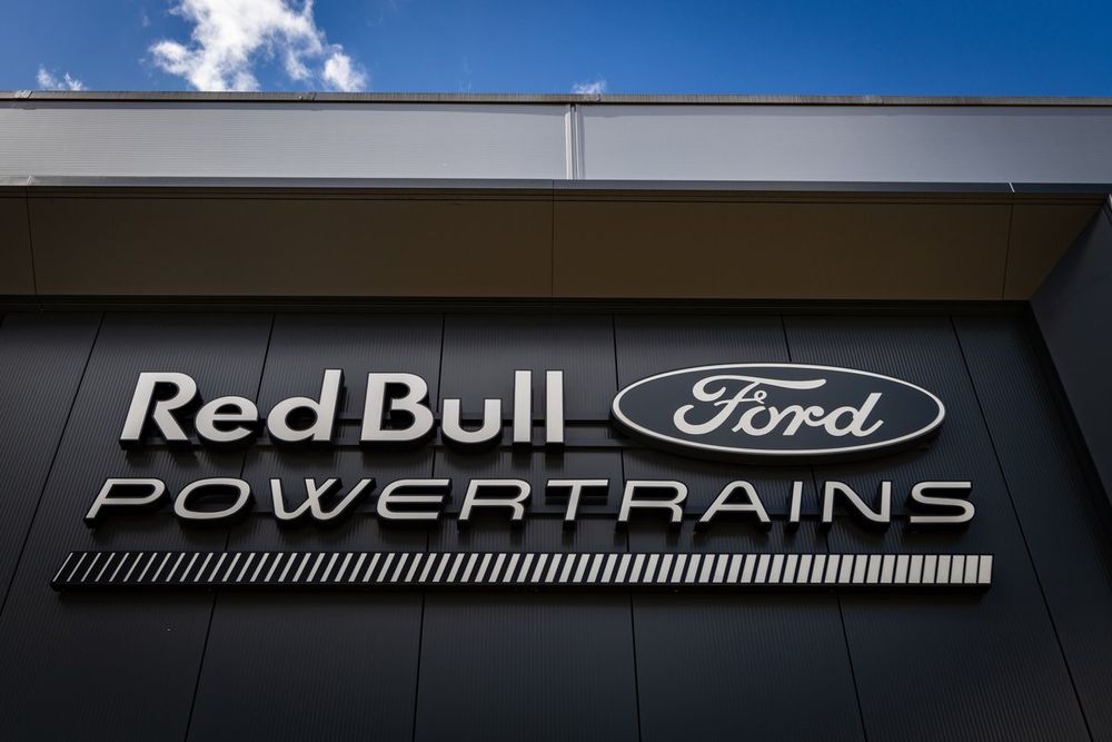 images-mgl-0oO38do0-s1000-red-bull-ford-powertrains