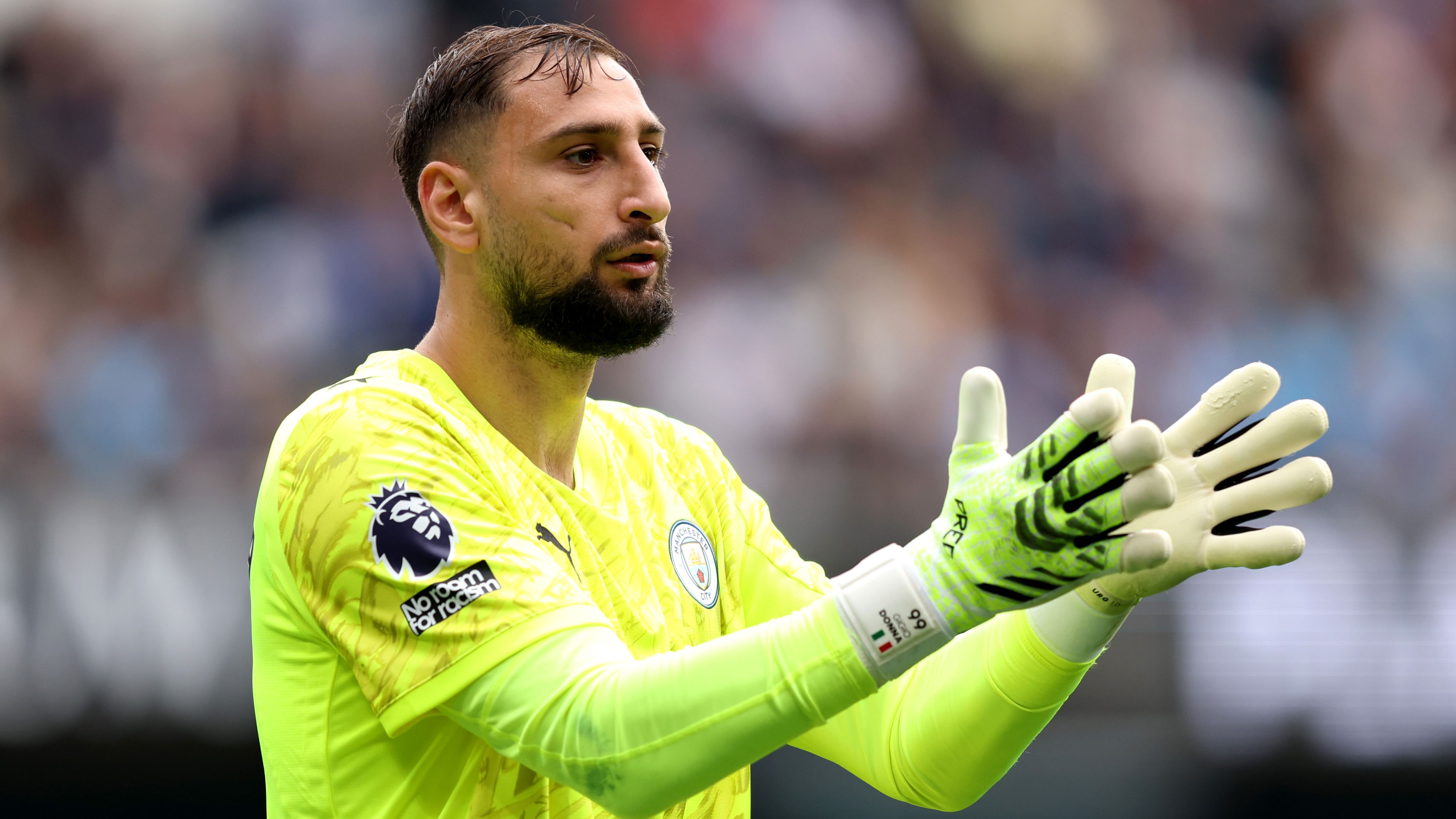 images-v3-getty-2237704487-crop-MM5DIMBQGQ5DEMRVGI5G433XMU5DAORRHE2A====-GettyImages-2237704487