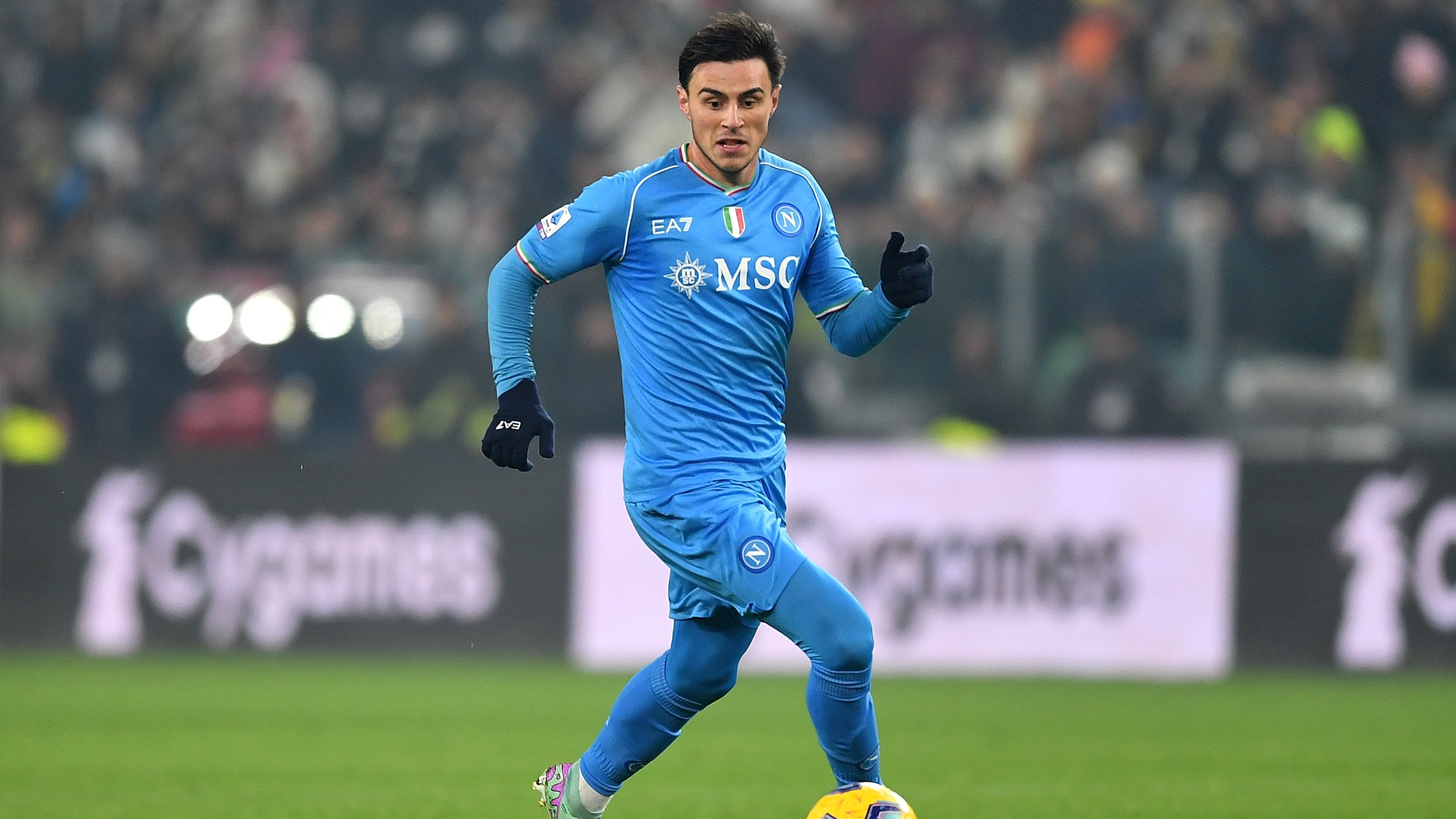 images-v3-getty-1851818473-crop-MM5DGMBQGA5DCNRYHA5G433XMU5DAORVGY======-GettyImages-1851818473