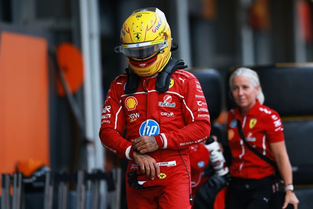 images-mgl-2jX4rMg6-s1000-lewis-hamilton-ferrari