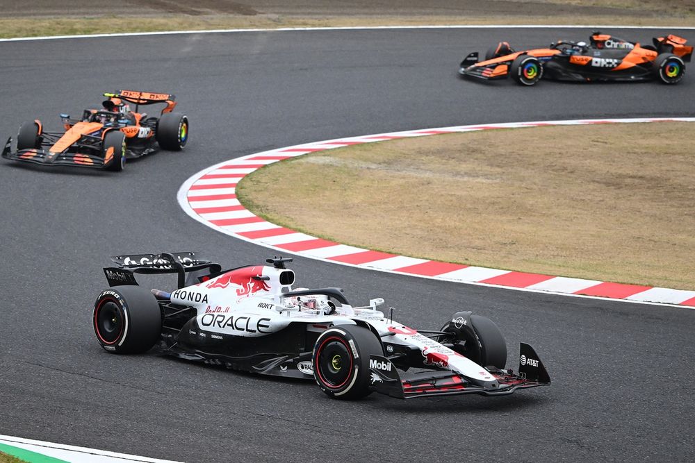images-mgl-0ZR77Ao0-s1000-lando-norris-mclaren-oscar-pia