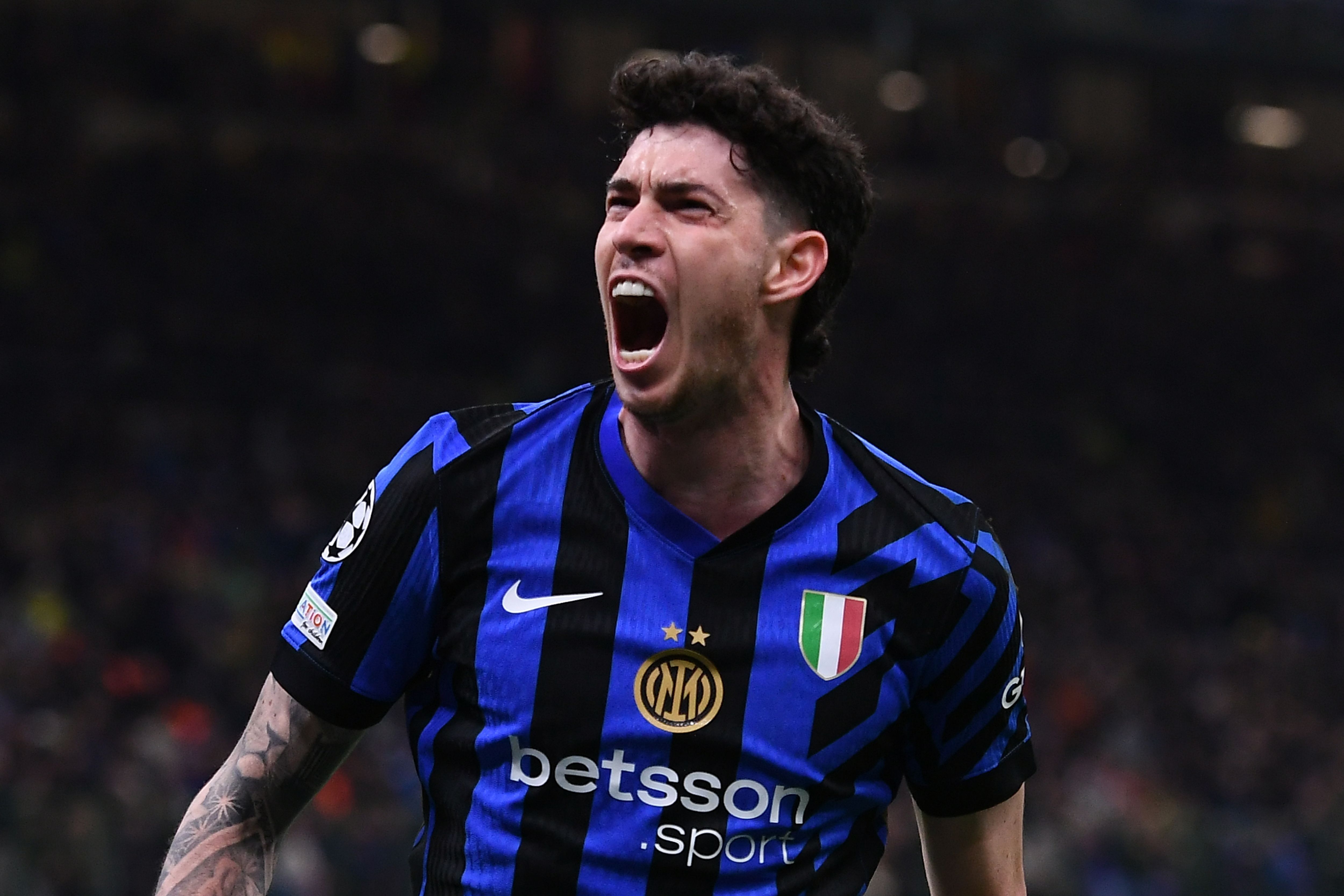 images-v3-blt528a979f988ef783-GettyImages-2210627628