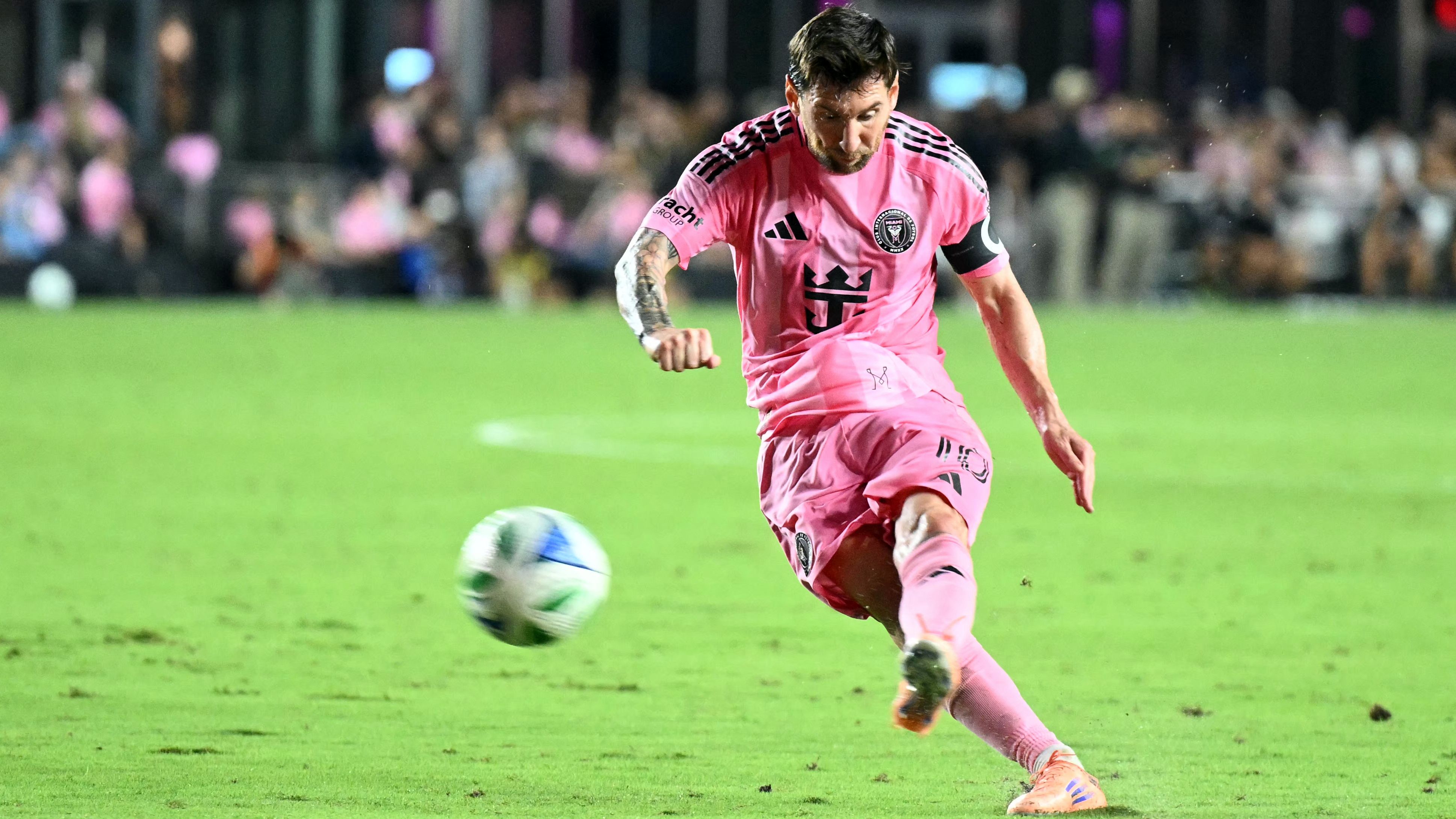 images-v3-getty-2245204876-crop-MM5DGOBXGU5DEMJYGA5G433XMU5DCNJRHIZDSMA=-GettyImages-2245204876