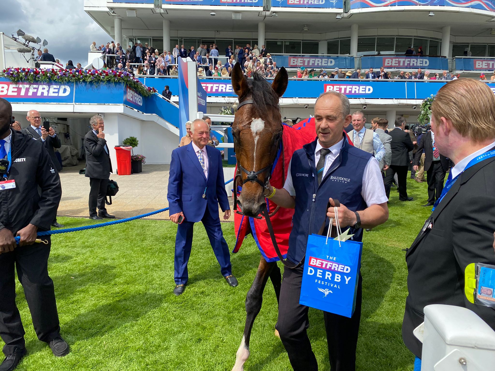 2025-06-06155249-d43acfb2-db11-401c-b471-5e7a74a03c76