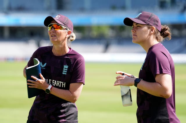 v2-image-production-0b8a5a180e47c2b70f8078add98ba21bY29udGVudHNlYXJjaGFwaSwxNzU5NDk3NTEw-2.81028617