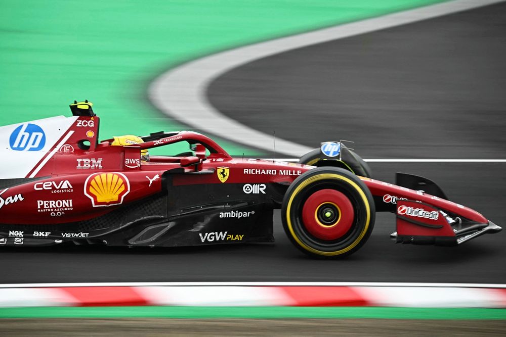 images-mgl-6b7GDzp0-s1000-lewis-hamilton-ferrari