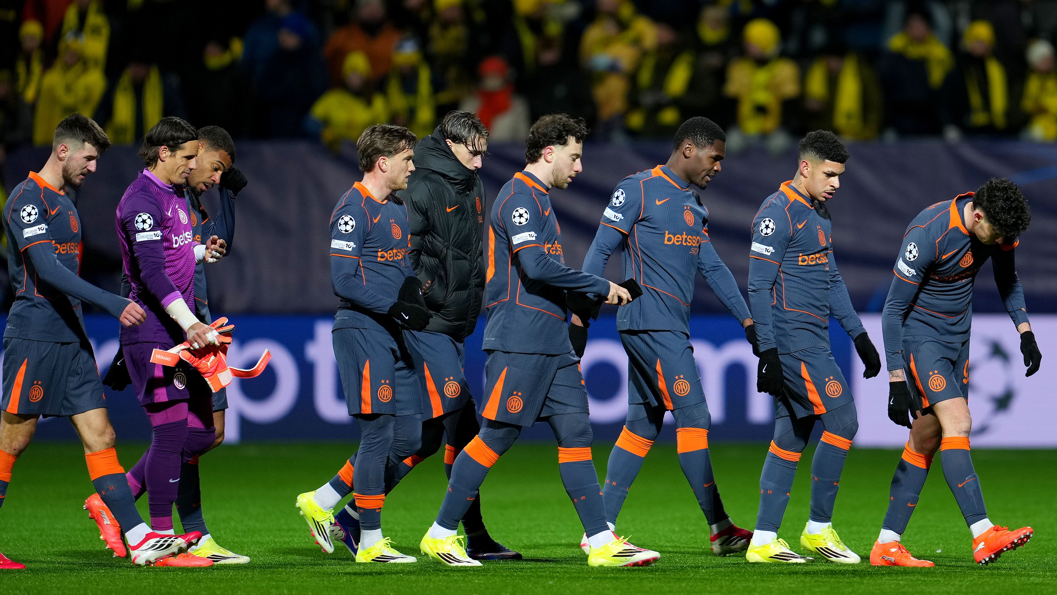 images-v3-getty-2262370525-crop-MM5DIMBRGA5DEMRVGY5G433XMU5DAORUGE3Q====-GettyImages-2262370525