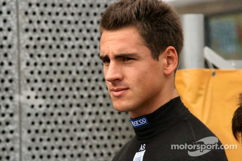static-img-mgl-400000-430000-435000-435300-435334-s1000-f3-macau-gp-2006-f3-drivers-photoshoot-adrian-sutil