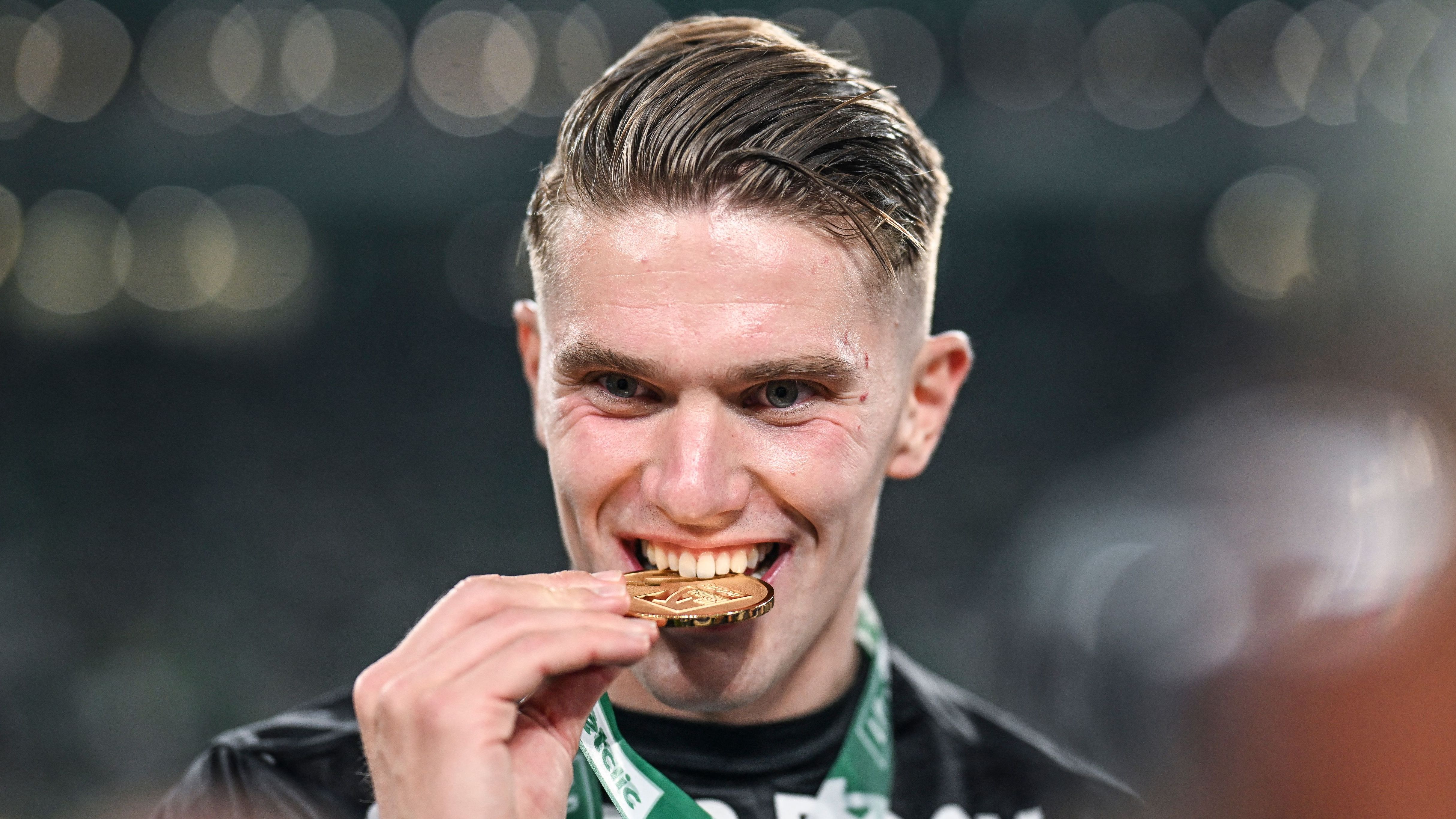 images-v3-getty-2215053739-crop-MM5DIOBVHA5DENZTGM5G433XMU5DCMZXHIYTCMY=-GettyImages-2215053739