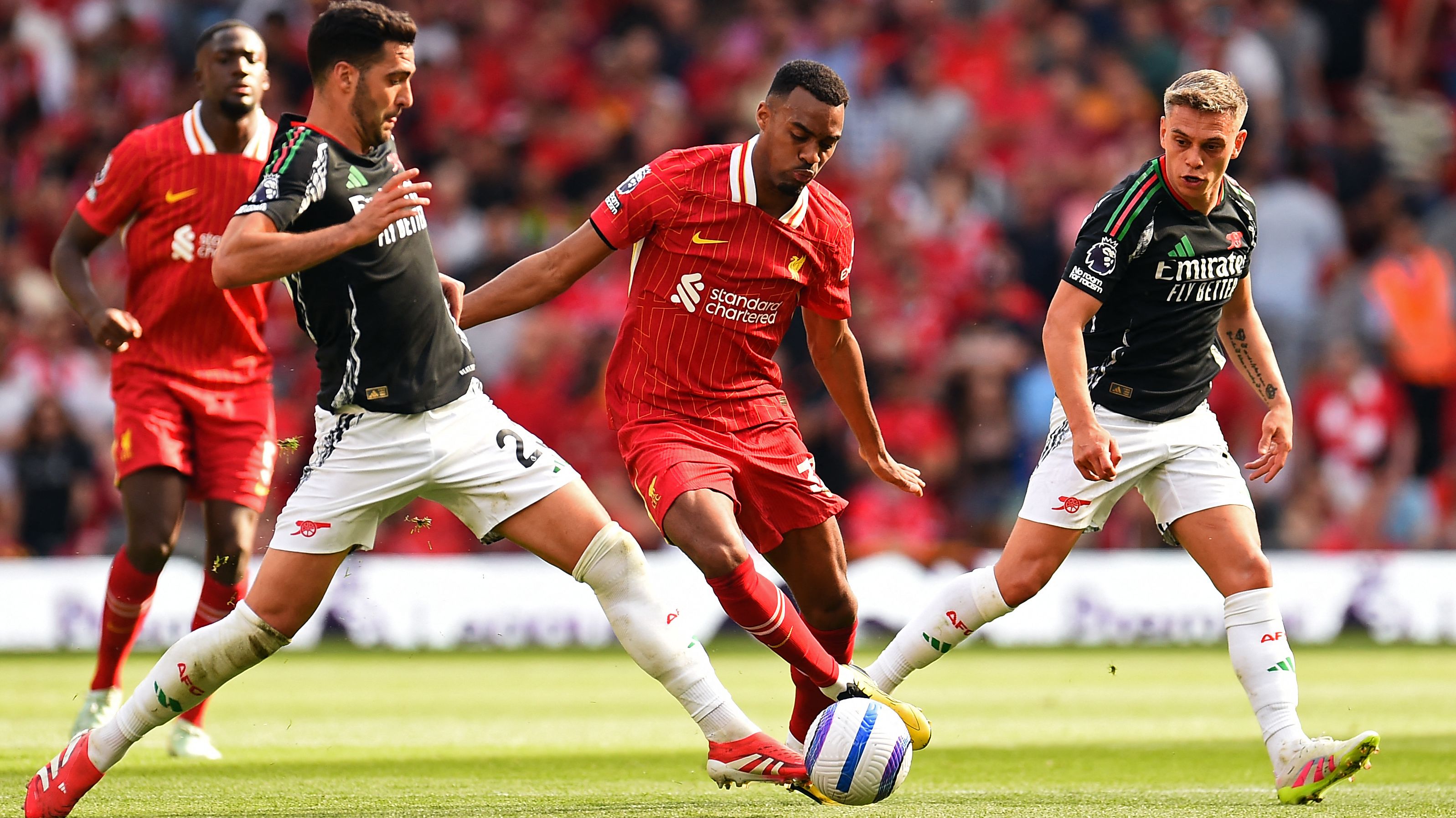 images-v3-getty-2213978115-crop-MM5DGMJZGQ5DCNZZGY5G433XMU5DEMJTHI2DMNY=-GettyImages-2213978115