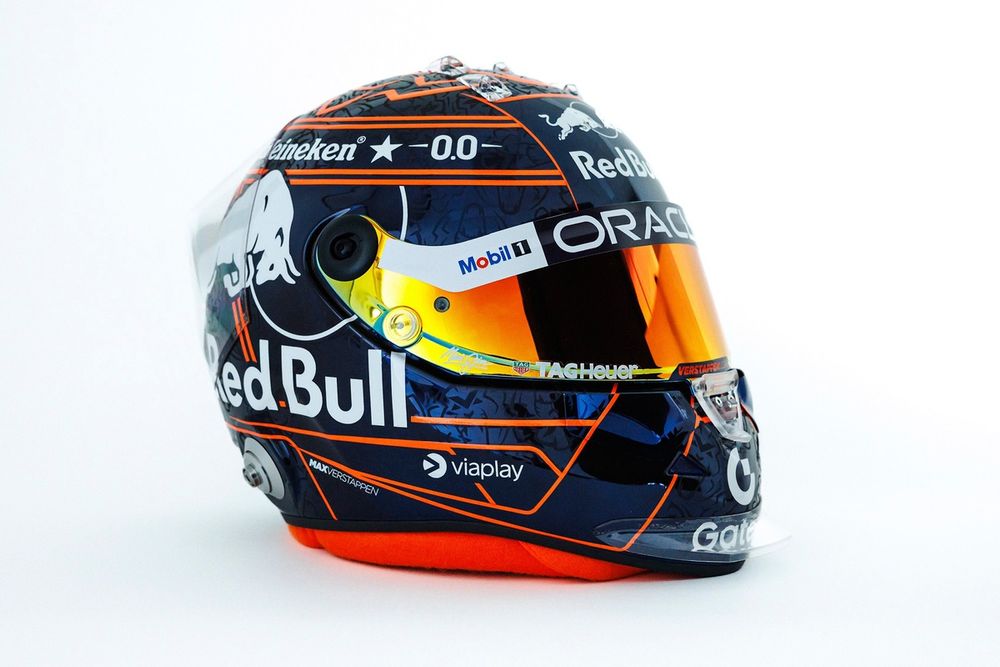 images-mgl-0ZR9dVV0-s1000-helmet-of-max-verstappen-red-b