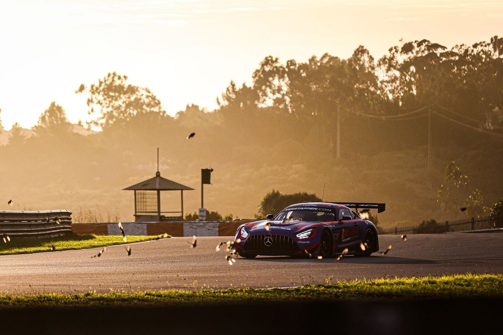 images-mgl-YBVo8a8Y-s1000-max-verstappen-mercedes-amg-gt