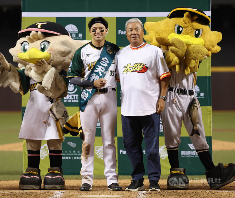 www-WebPhotos-800-20250925-909x768_wmky_0_C20250925000312