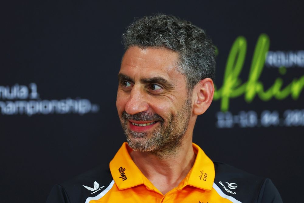 images-mgl-2Gz887Q0-s1000-andrea-stella-mclaren