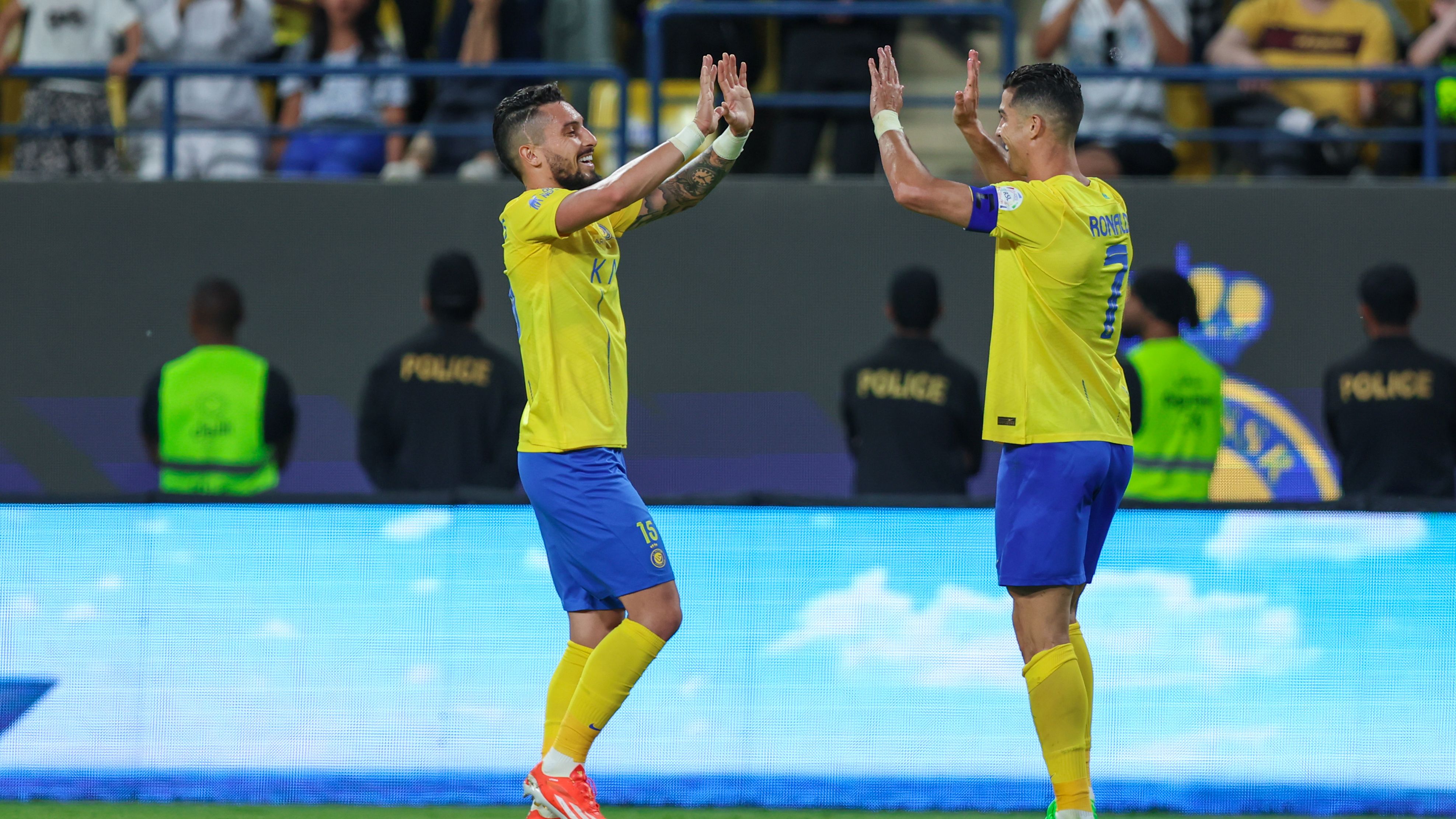 images-v3-getty-2150907375-crop-MM5DGOJVGA5DEMRSGI5G433XMU5DAORSGA3A====-GettyImages-2150907375