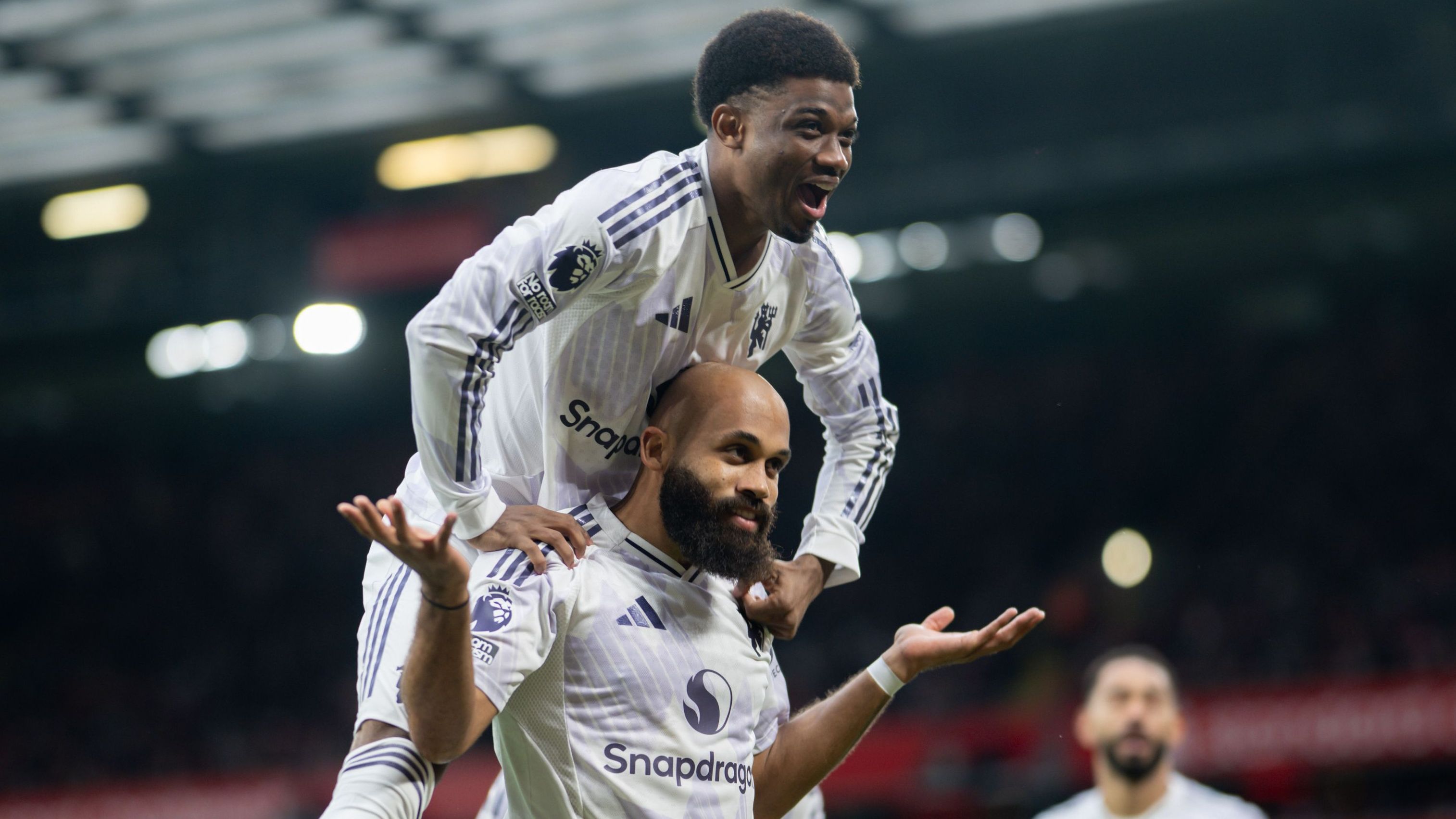 images-v3-bltf3243f8b8f7ab302-crop-MM5DGMBSHA5DCNZQGM5G433XMU5DCMBSHE5DKMZV-GettyImages-2241709942