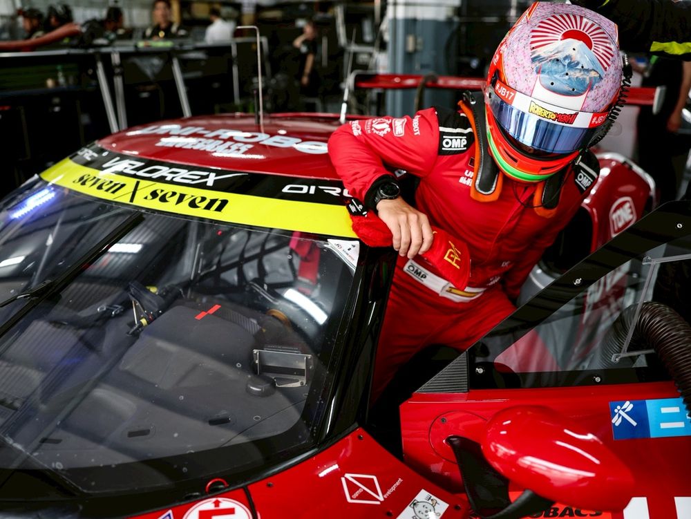 images-mgl-68yqRmB0-s1000-roberto-merhi-ferrari-296-velo