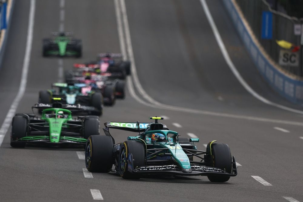 images-mgl-YXRELrx0-s1000-lance-stroll-aston-martin-raci