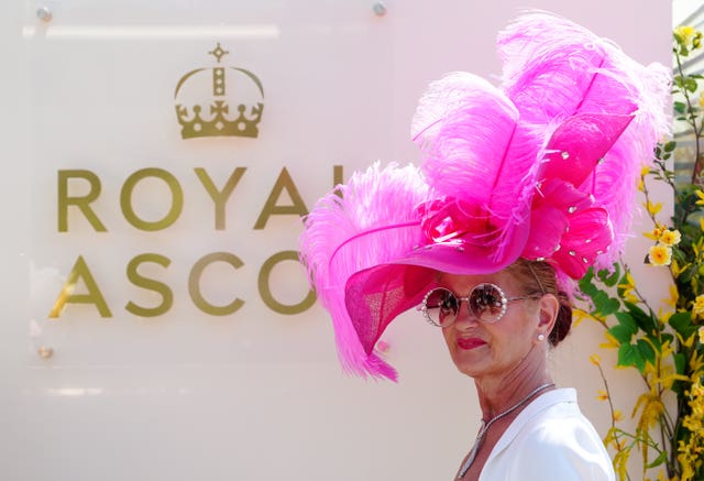 v2-image-production-0a8b92e9d22ecc038a1b650738cc2f84Y29udGVudHNlYXJjaGFwaSwxNzUwNDI0NzE2-2.80712258