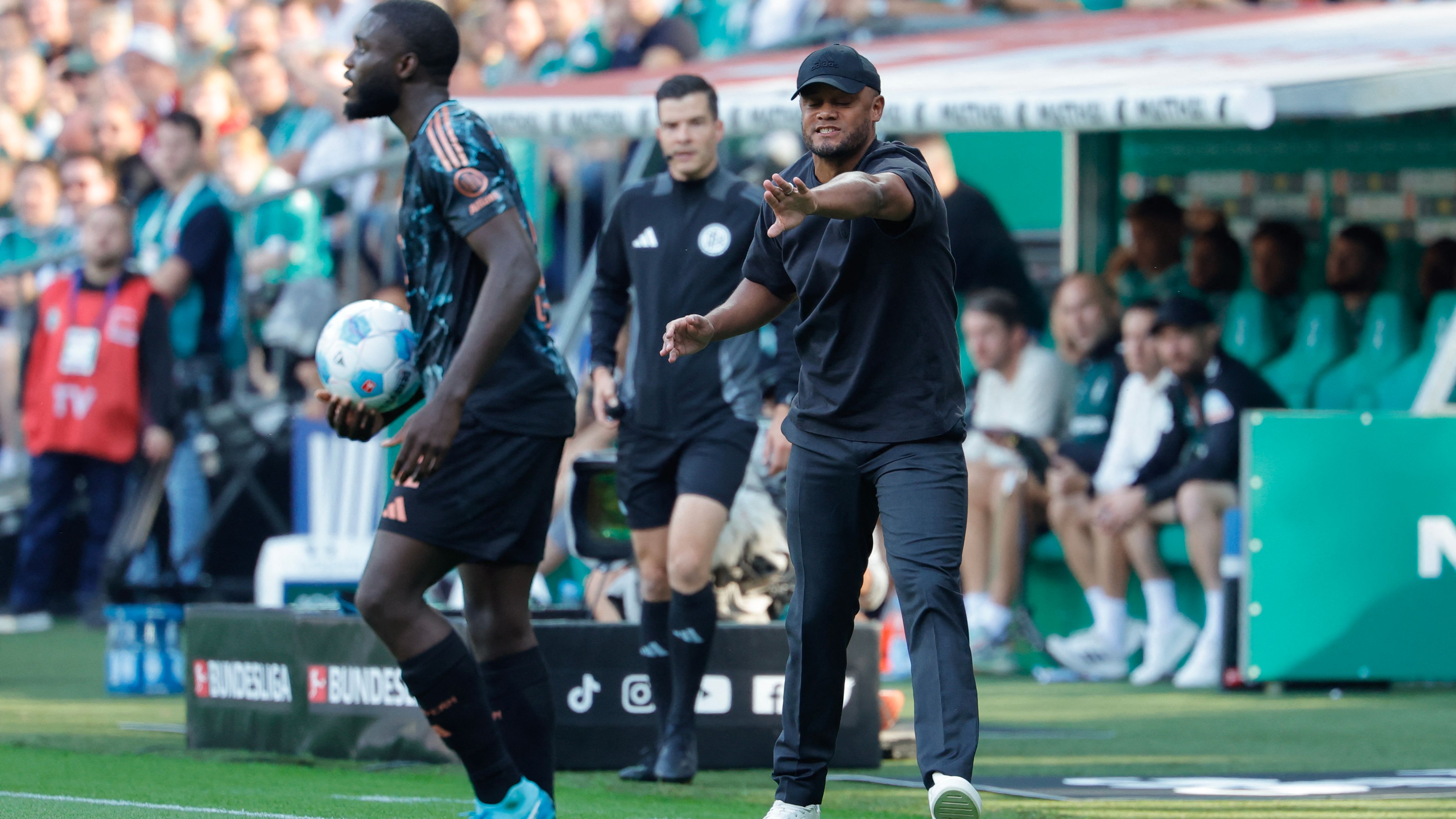 images-v3-getty-2172617655-crop-MM5DINBVHE5DENJQHA5G433XMU5DAORRHE3Q====-GettyImages-2172617655