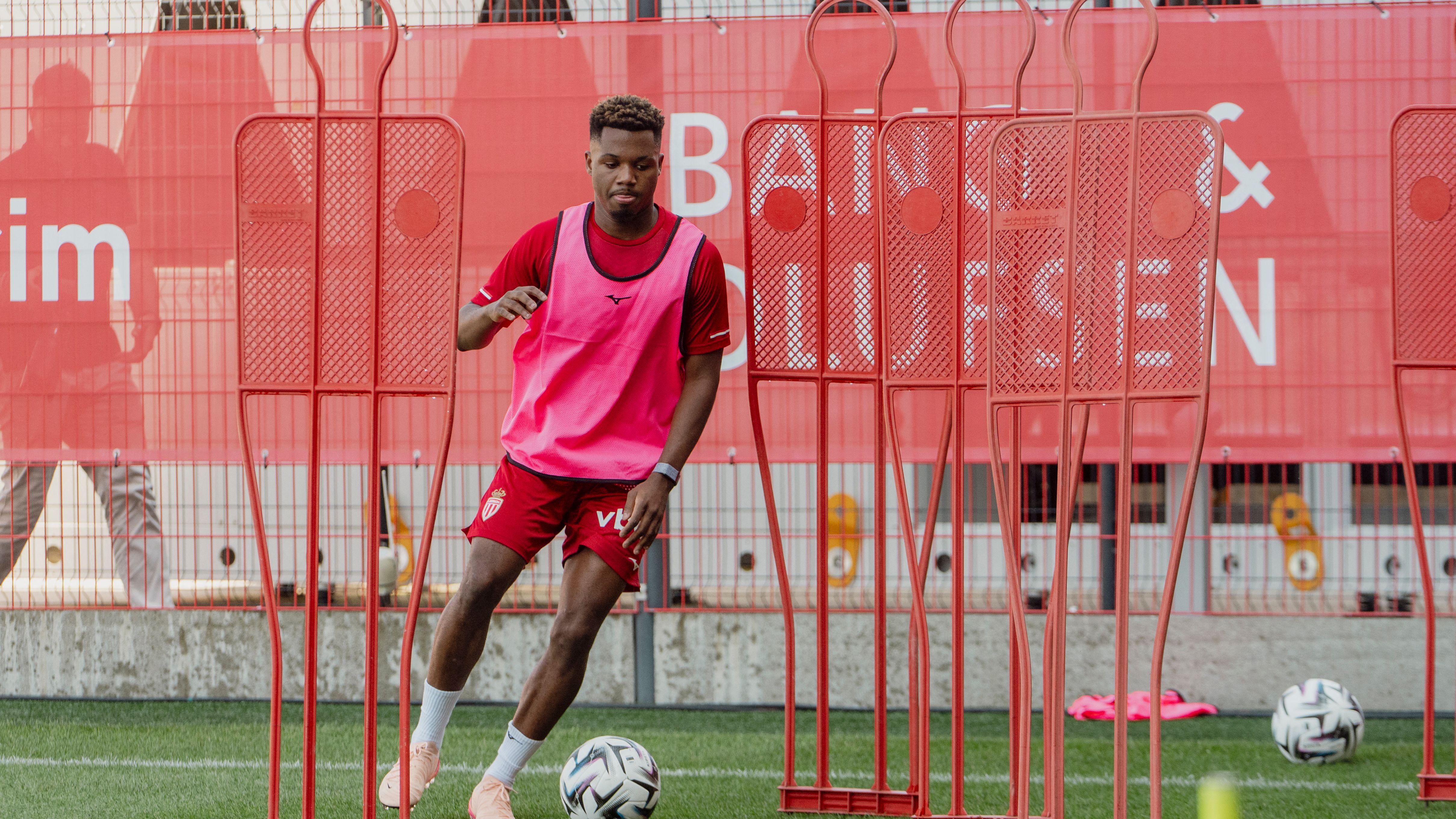 images-v3-getty-2222612292-crop-MM5DIOBTG45DENZSGE5G433XMU5DAORSGUZA====-GettyImages-2222612292