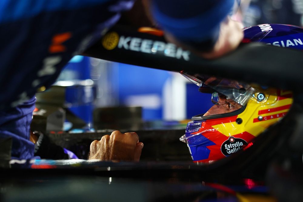 images-mgl-YpbPN430-s1000-carlos-sainz-williams