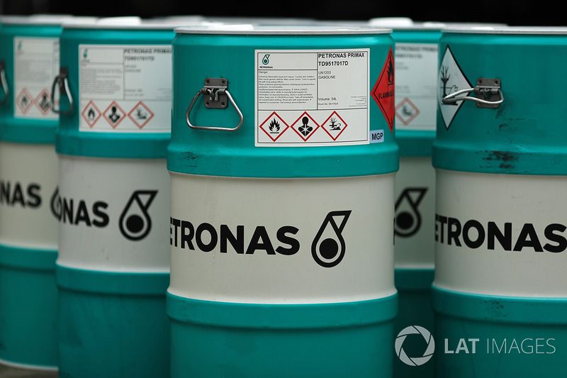 images-mgl-6gynmPG2-s1000-f1-brazilian-gp-2017-petronas-fuel