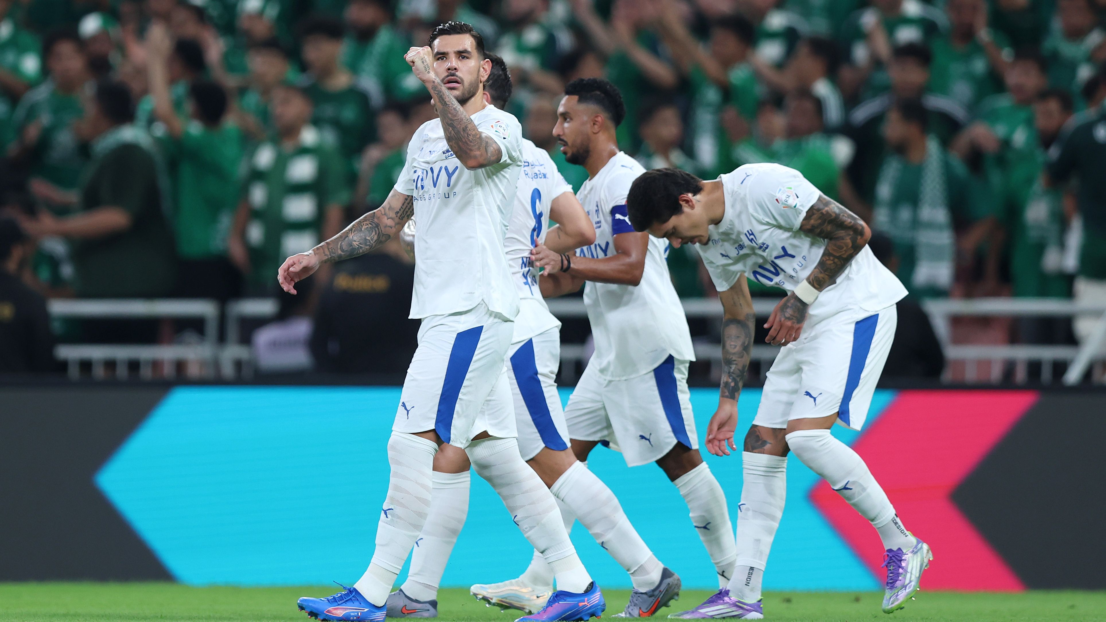 images-v3-getty-2236301857-crop-MM5DGOBVGU5DEMJWHA5G433XMU5DAORSGAYQ====-GettyImages-2236301857