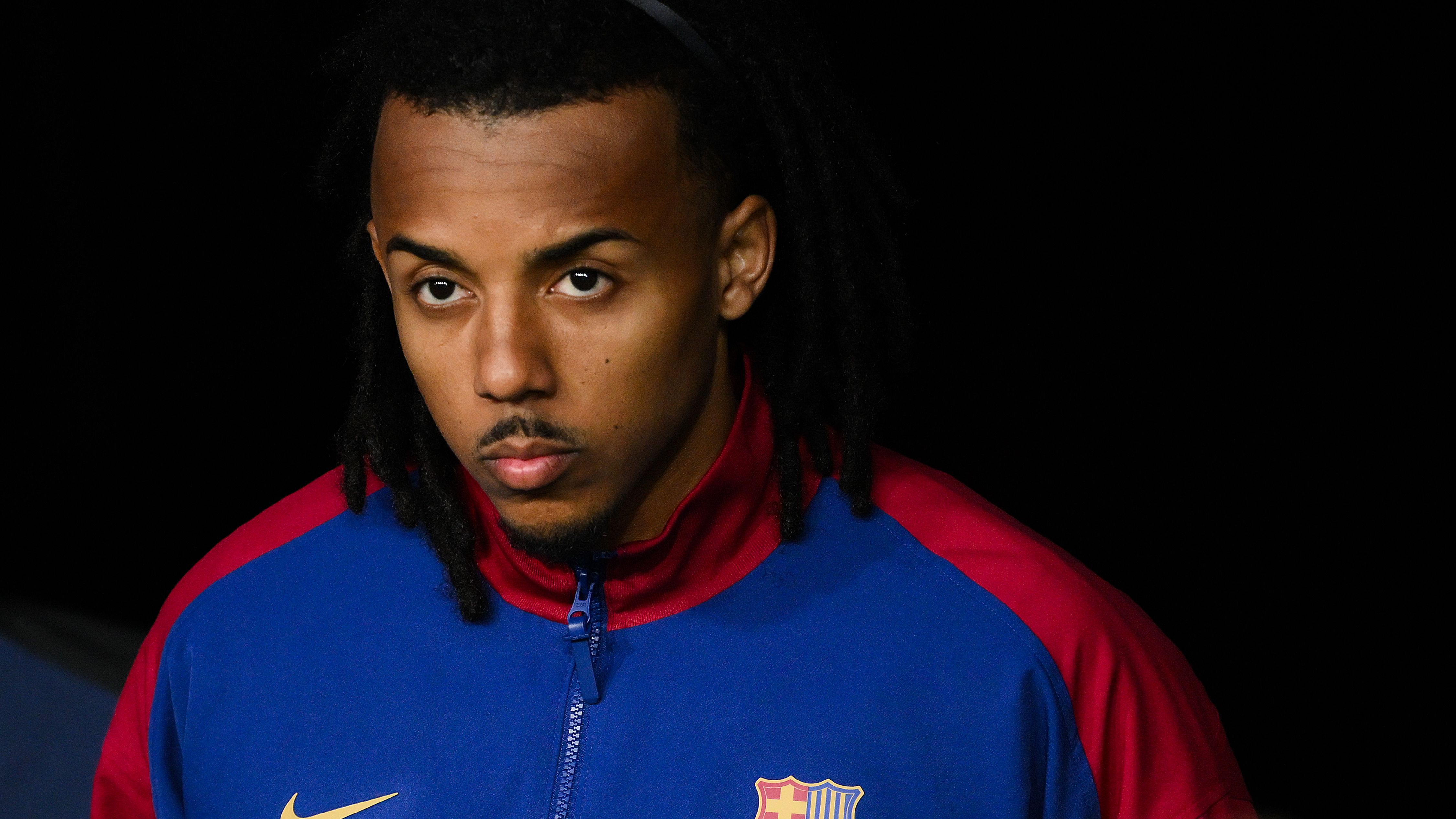 images-v3-getty-2212945550-crop-MM5DINJQGA5DENJTGE5G433XMU5DAORSGM2A====-GettyImages-2212945550