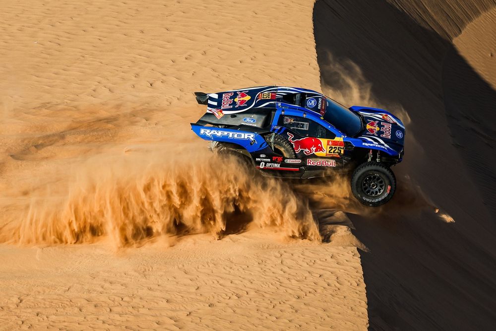 images-mgl-0Ld5me90-s1000-225-ford-m-sport-ford-carlos-s