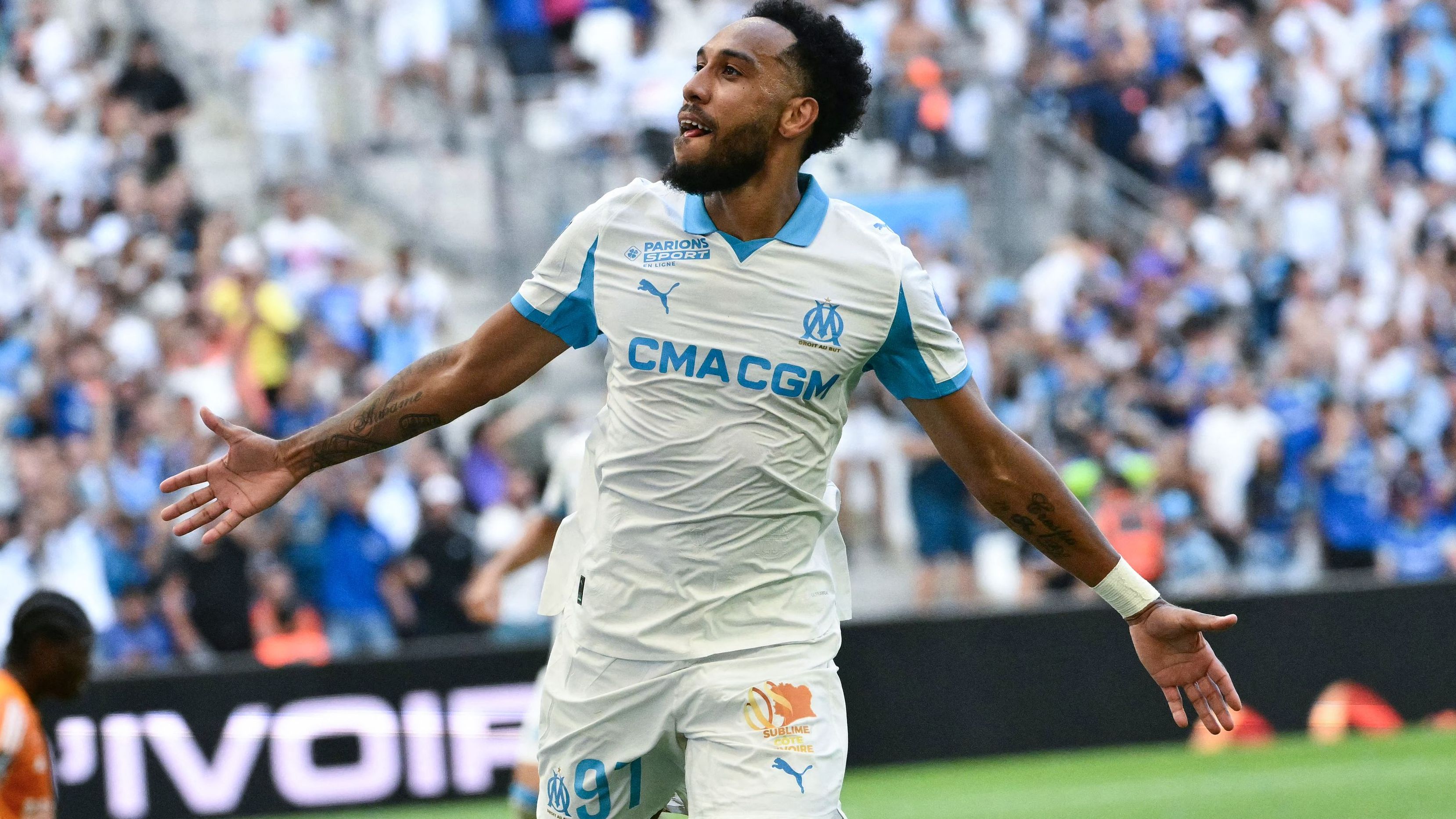 images-v3-getty-2230804344-crop-MM5DGMZRGY5DCOBWGU5G433XMU5DCMZVGY5DCMJU-GettyImages-2230804344